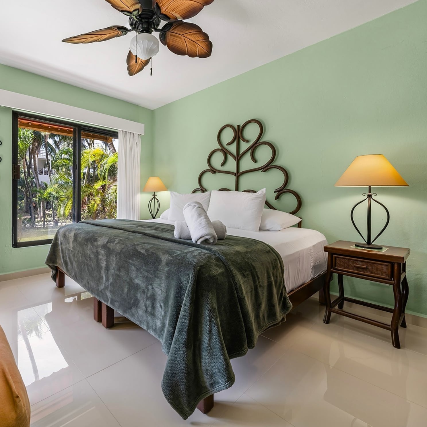 Nautibeach condo interior Playa Norte Isla Mujeres